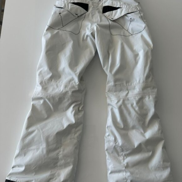Boulder Gear Snow Pants (Unisex, Size Medium/Youth 8) - Picture 2 of 14